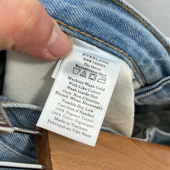 EVERLANE Deconstructive Denim Skirt size 27 Distressed Mini skirt‎ - Picture 6 of 10
